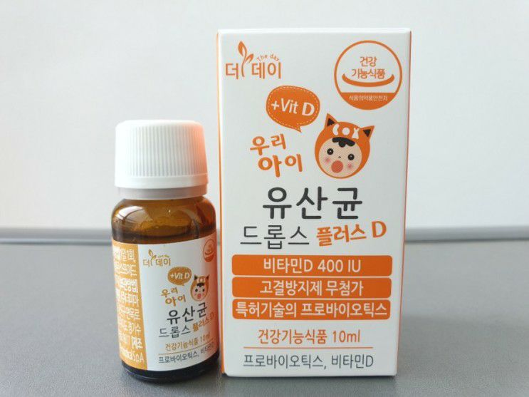 액상으로 되어 있어 먹이기 쉽고 신생아 유산균에 권장되는 비타민D도 함유되어 있습니다. 3